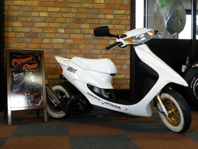 ホンダ ライブディオZXの写真1