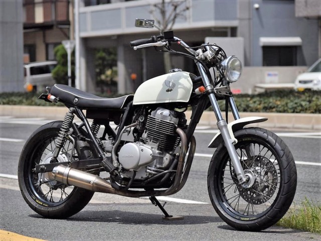ホンダ CL400の写真1