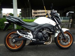 �X�Y�L&nbsp;GSR400 