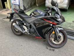 }n YZF-R25 
