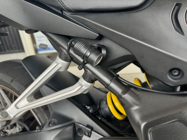 �z���_CB650R�i���Q�������l�s�j�摜9