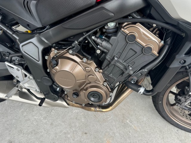�z���_CB650R�i���Q�������l�s�j�摜11