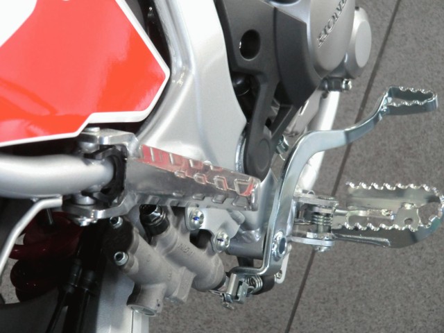 z_CRF250LiQRsj摜13