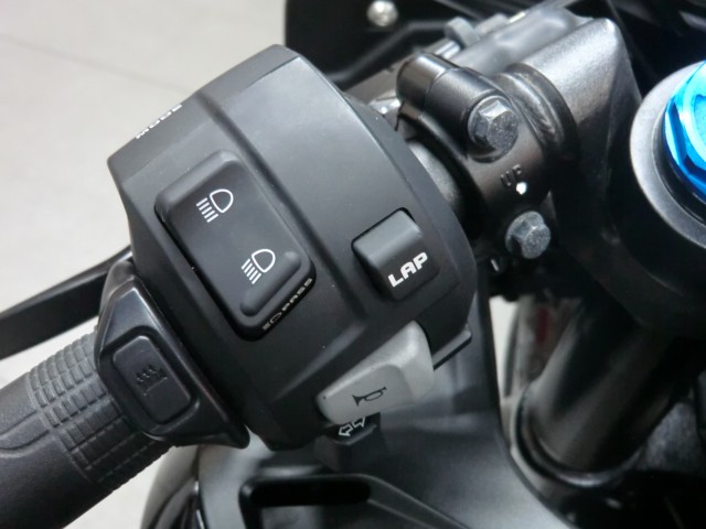 z_CBR250RRiQRsj摜9