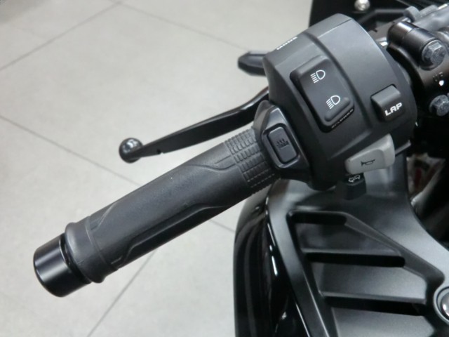 z_CBR250RRiQRsj摜10
