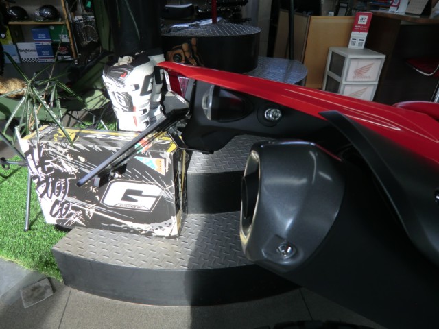 z_CRF250LiQRsj摜21