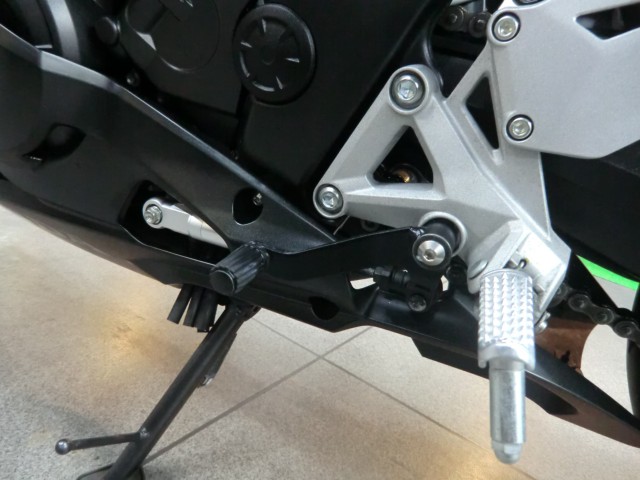 z_CBR250RRiQRsj摜20