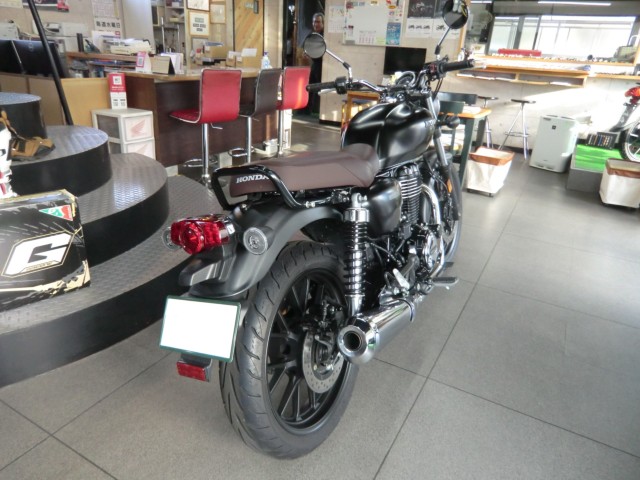 z_GB350iQRsj摜5