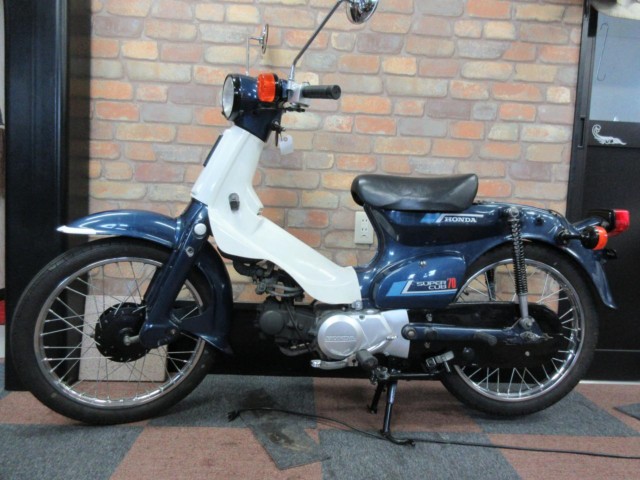 ホンダ スーパーカブ70の写真1