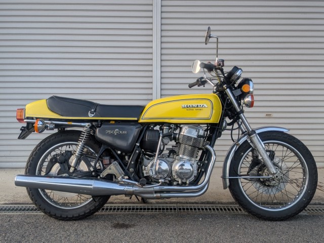 �z���_CB750FourII�i���쌧��o�s�j�摜1