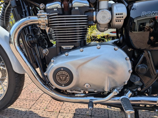 �g���C�A���t�g���C�A���t�E�{���l�r��T120�i���쌧�����s�j�摜32