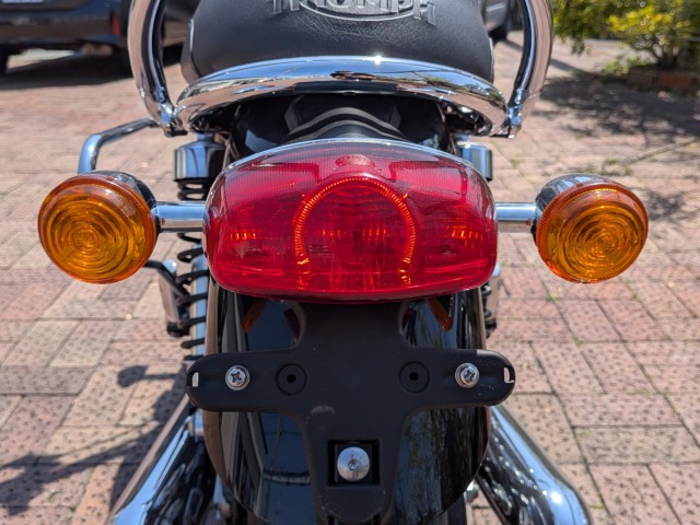 �g���C�A���t�g���C�A���t�E�{���l�r��T120�i���쌧�����s�j�摜41