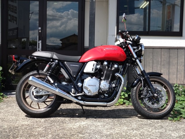 z_CB1100RSi쌧̌SFÒj摜1