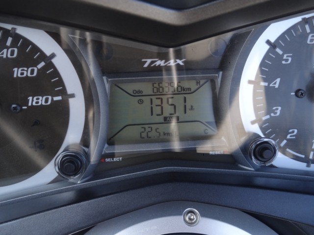 ���}�nTMAX530�i�����������s�j�摜8