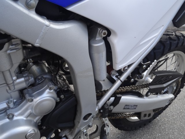 }nWR250Risj摜13