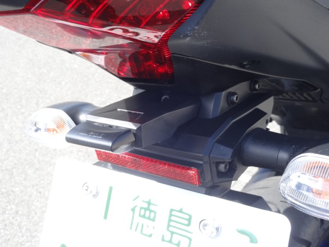 ���}�nYZF-R25�i�����������s�j�摜6
