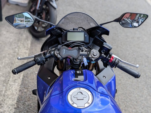 ���}�nYZF-R25�i���Q�����R�s�j�摜10