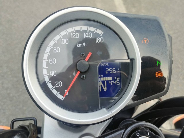 z_GB350iQRsj摜25