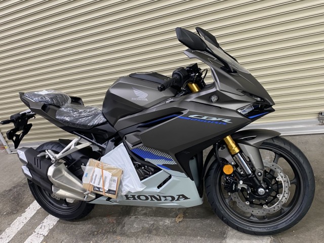 z_CBR250RRiQRsj摜3