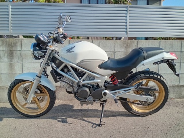 z_VTR250isj摜2