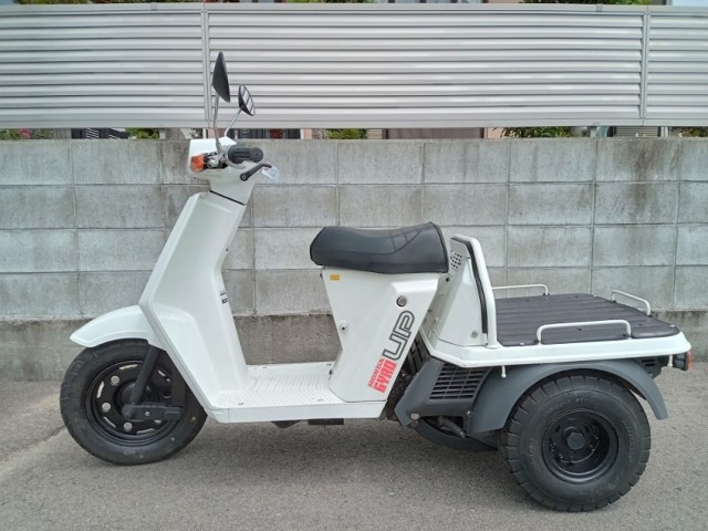 z_WCUPisj摜4