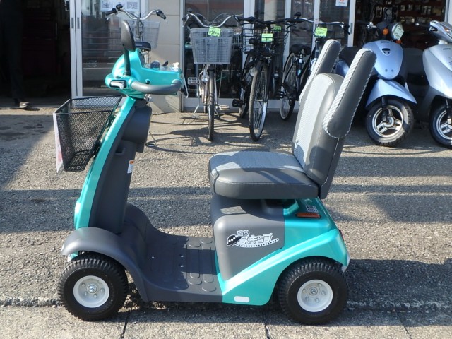 ���Y�E���̑��V�j�A�J�[�i���m������s�j�摜4