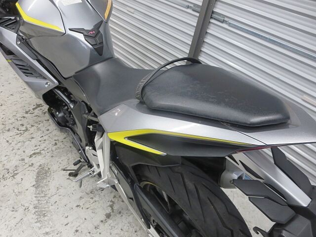 z_CBR250RRiQɗ\Suj摜34