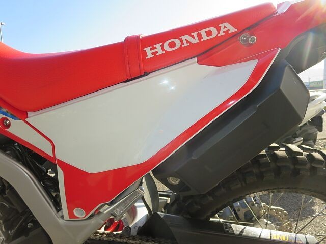 z_CRF250LiQɗ\Suj摜21