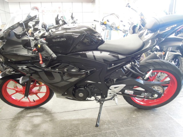 XYLGSX-R125EABSimmsj摜2