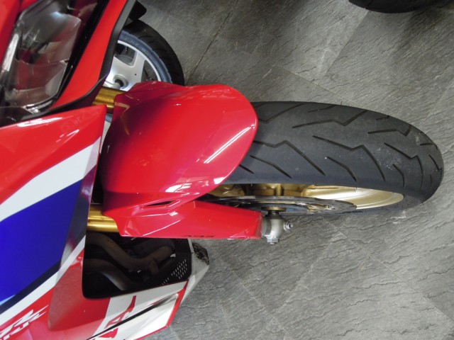 �z���_CBR250RR�i���m�����m�s�j�摜6