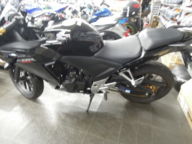 �z���_CBR400RR�i���m�����m�s�j�摜2
