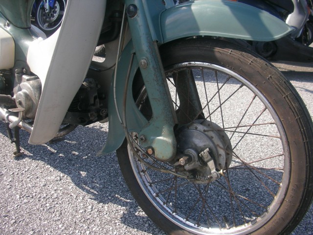 �z���_�X�[�p�[�J�uC100�i���m�����m�s�j�摜9