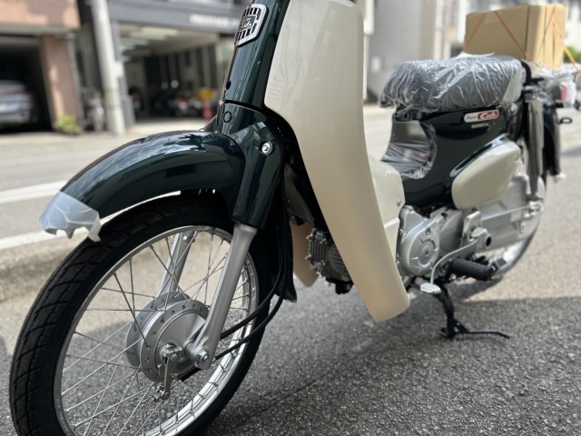 スーパーカブ50カスタム 角目シルバー 発送 愛媛県松山（スーパーカブ 