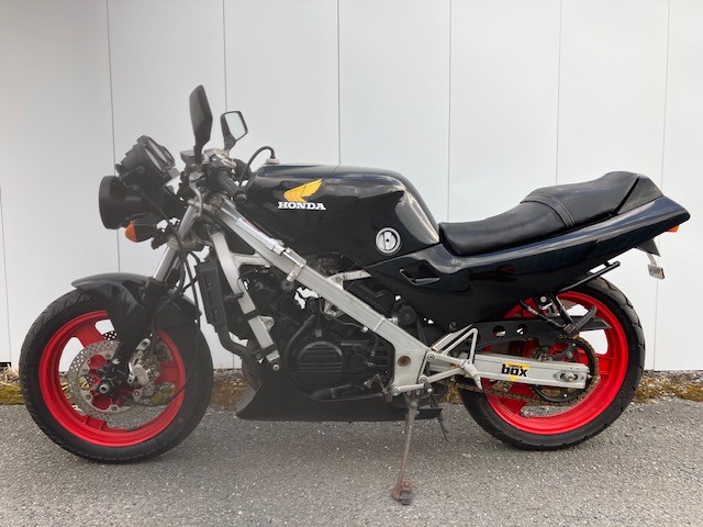 z_VFR400ZiQRsj摜5
