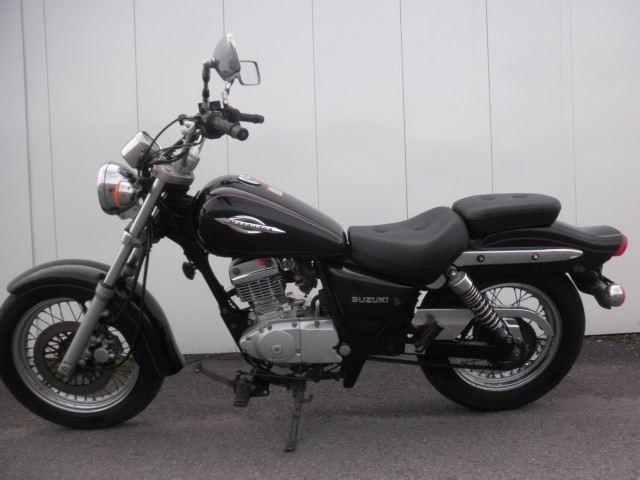アメリカンバイクスズキGZ125w カスタム車両実働良好！ツヤ出し