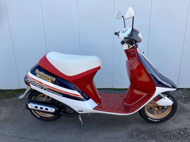 �z���_�^�N�g�t���}�[�N�i���Q�����R�s�j�摜2