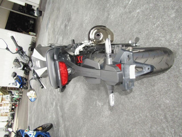 z_CB250RiQRsj摜4