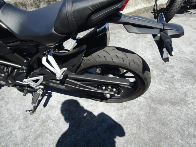 z_CB250RiQRsj摜8