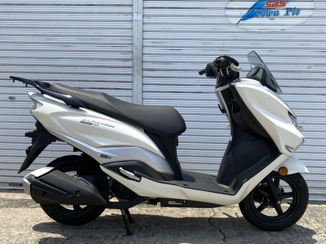 �X�Y�L�o�[�O�}���X�g���[�g125EX�i�L�����L���s�������j�摜1