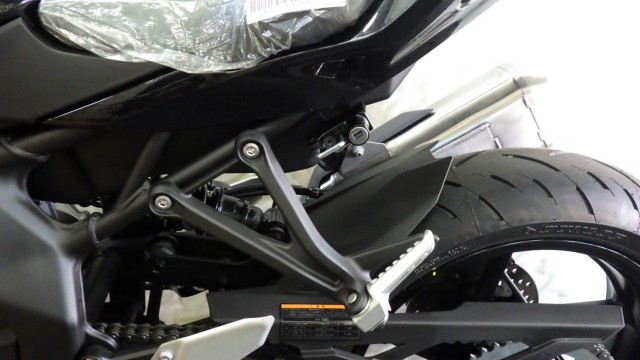 �J���T�LNinja ZX-4R�i���Q�����R�s�j�摜16