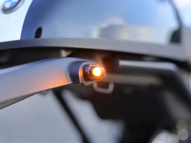 BMWBMWER nineTiQRsj摜15