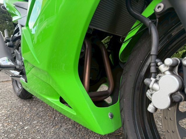 �J���T�LNinja250R�i���R���q�~�s�j�摜4