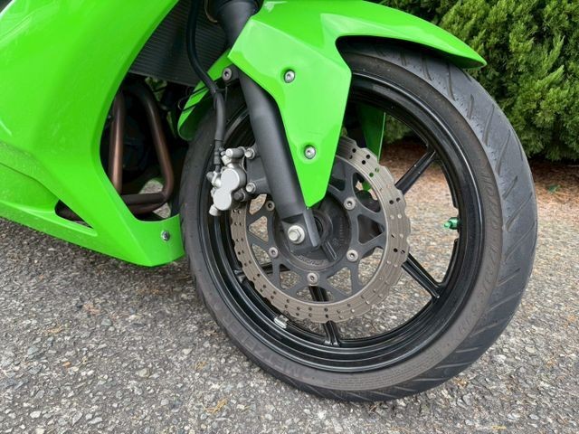 �J���T�LNinja250R�i���R���q�~�s�j�摜5