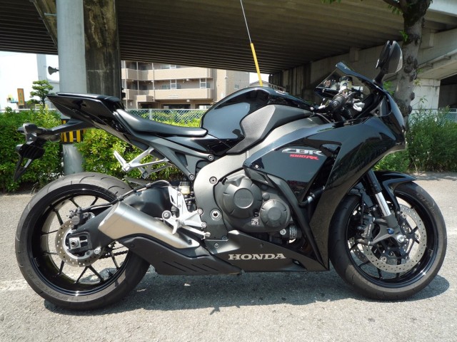 �z���_CBR1000RR�i���Q�����R�s�j�摜1