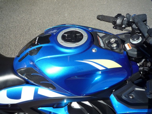 XYLGSX-R125EABSiQRsj摜13
