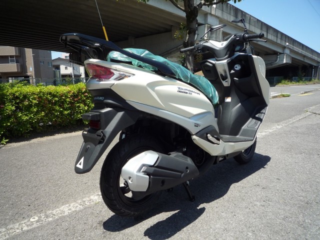 �X�Y�L�o�[�O�}���X�g���[�g125EX�i���Q�����R�s�j�摜4