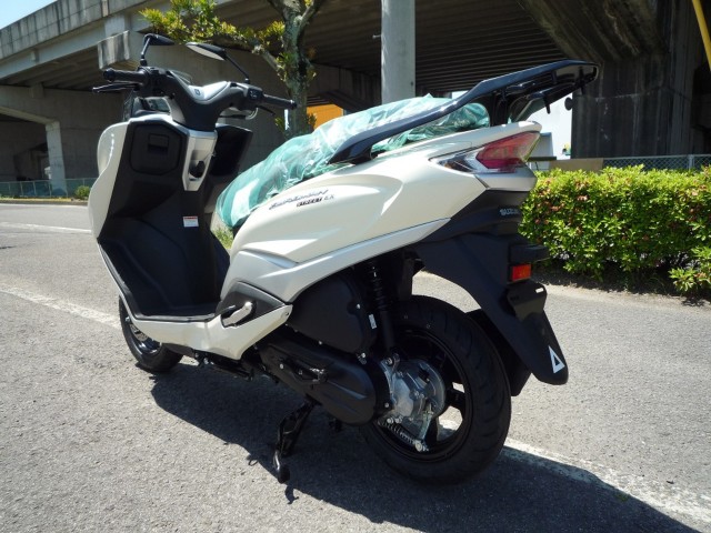 �X�Y�L�o�[�O�}���X�g���[�g125EX�i���Q�����R�s�j�摜6