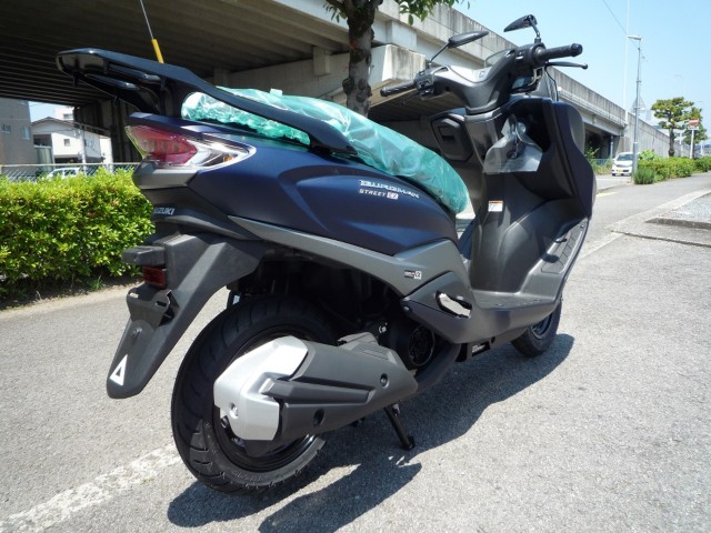 �X�Y�L�o�[�O�}���X�g���[�g125EX�i���Q�����R�s�j�摜4