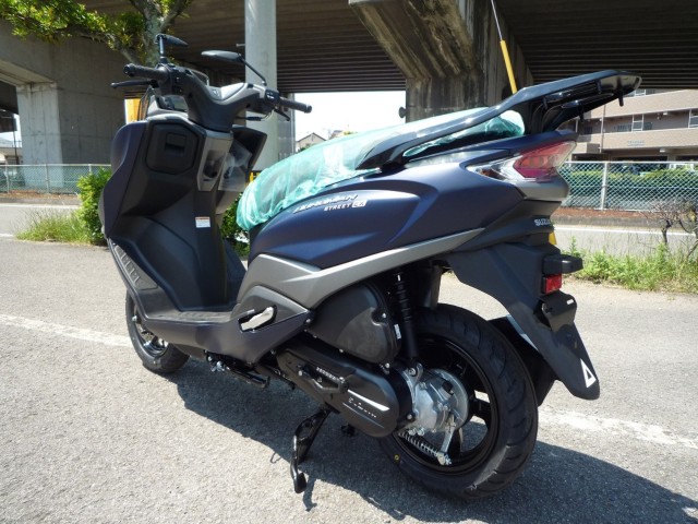 �X�Y�L�o�[�O�}���X�g���[�g125EX�i���Q�����R�s�j�摜6