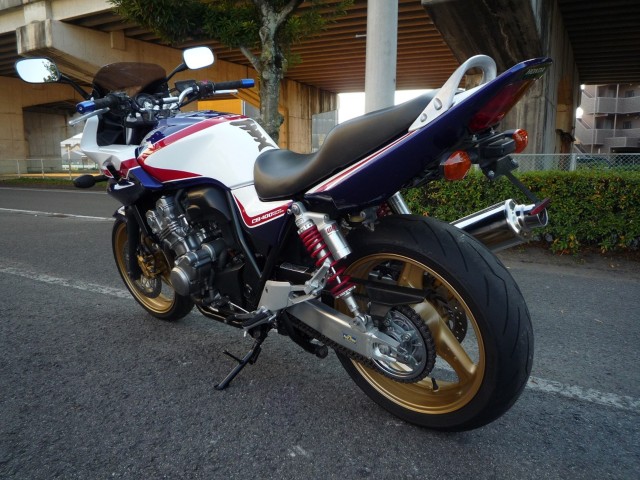 �z���_CB400�X�[�p�[�{���h�[�� VTEC�Revo�i���Q�����R�s�j�摜8